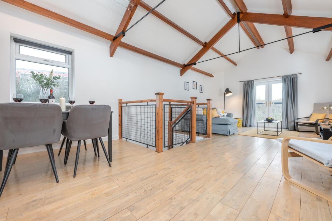 Stayright- 2 Bedroom House, Centrally Located & Close Walk To City Centre Cardiff Exterior foto