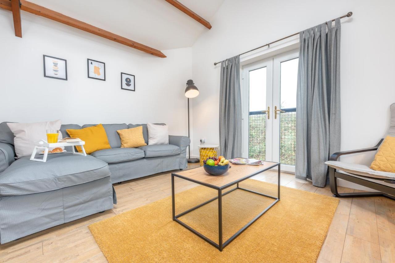 Stayright- 2 Bedroom House, Centrally Located & Close Walk To City Centre Cardiff Exterior foto