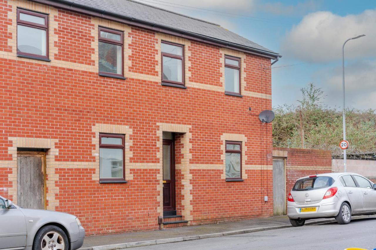 Stayright- 2 Bedroom House, Centrally Located & Close Walk To City Centre Cardiff Exterior foto